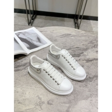 Alexander Mcqueen Low Shoes